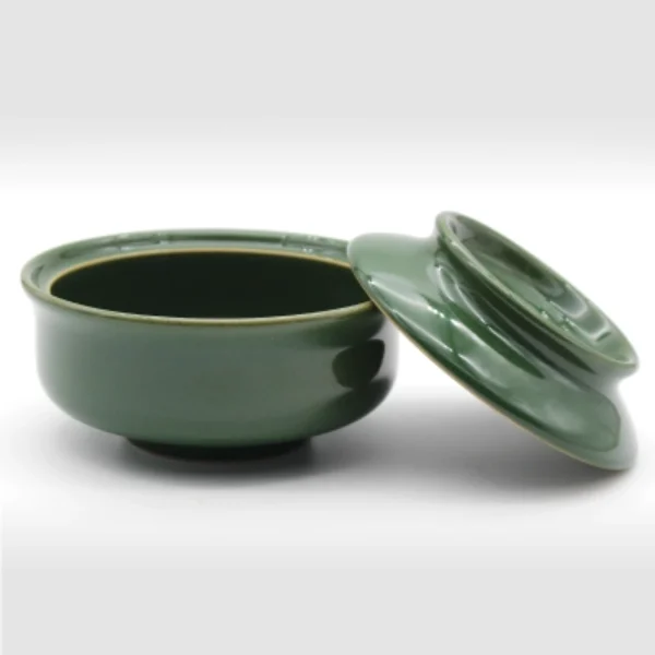 Medium-Green-Jade-with-lid